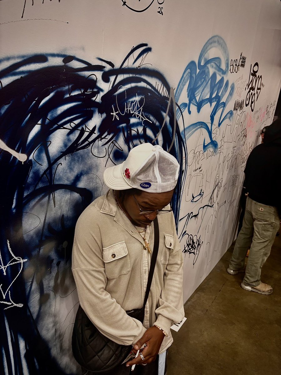 domrosemusic's tweet photo. got a domplex frl ๐ชผโก๏ธ#complexcon2026 #domrose https://t.co/BkhdCsbPAz