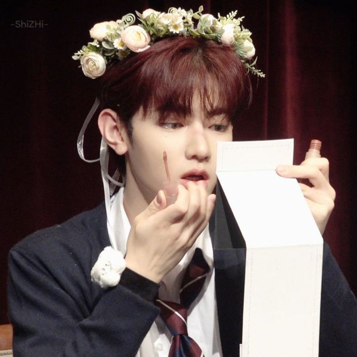 for_everzh's tweet photo. flower of gaoling might truly be the most fitting nickname ever .. dress him with flowers and he automatically blooms into the prettiest unattainable flower of them all making the others pale in comparison to his beauty https://t.co/H5M3MnRwUE