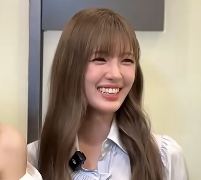 headpingping_'s tweet photo. 부끄러우면 한결같이 얼굴이나 귀 빨개지는거 너무 른…. https://t.co/GnOnNKATc8