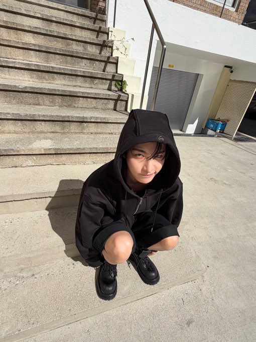 nobodylikehwa's tweet photo. HE IS SO PRECIOUS https://t.co/EHvZoeauB9
