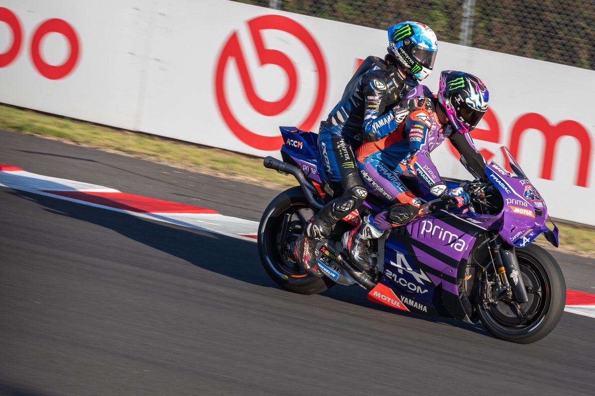 msphoto6723's tweet photo. #Motogp https://t.co/Z2s55tQxsF