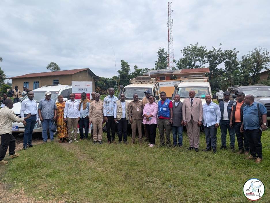 pddrcs's tweet photo. #Mambango : les ex-combattants au cœur des travaux de réhabilitation routière du projet RESET mis en œuvre par l'OIM. 🏗️🛣️🤝 #Mambango #Excombattants #Réhabilitation #Projet
@Presidence_RDC @PrimatureRDC @PDDRCSNK @IOMinDRC
https://t.co/qgLAfpGRc6 https://t.co/Kfdz00LY5X
