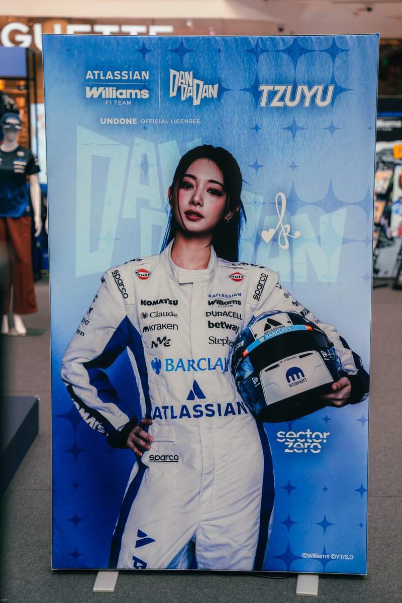WilliamsRacing's tweet photo. Our Singapore Fan Zone is now open 🇸🇬💙  

Come down to Central Atrium, Marina Square Mall. See you there? 👀📍 https://t.co/wDoumUKiYk