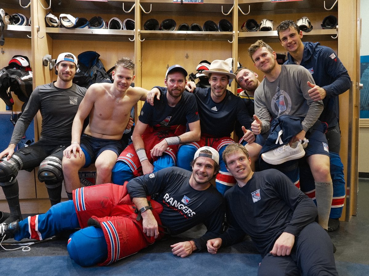 NYRangers's tweet photo. Durzi's first Broadway Hat 🥹 https://t.co/6S1chOTGIL