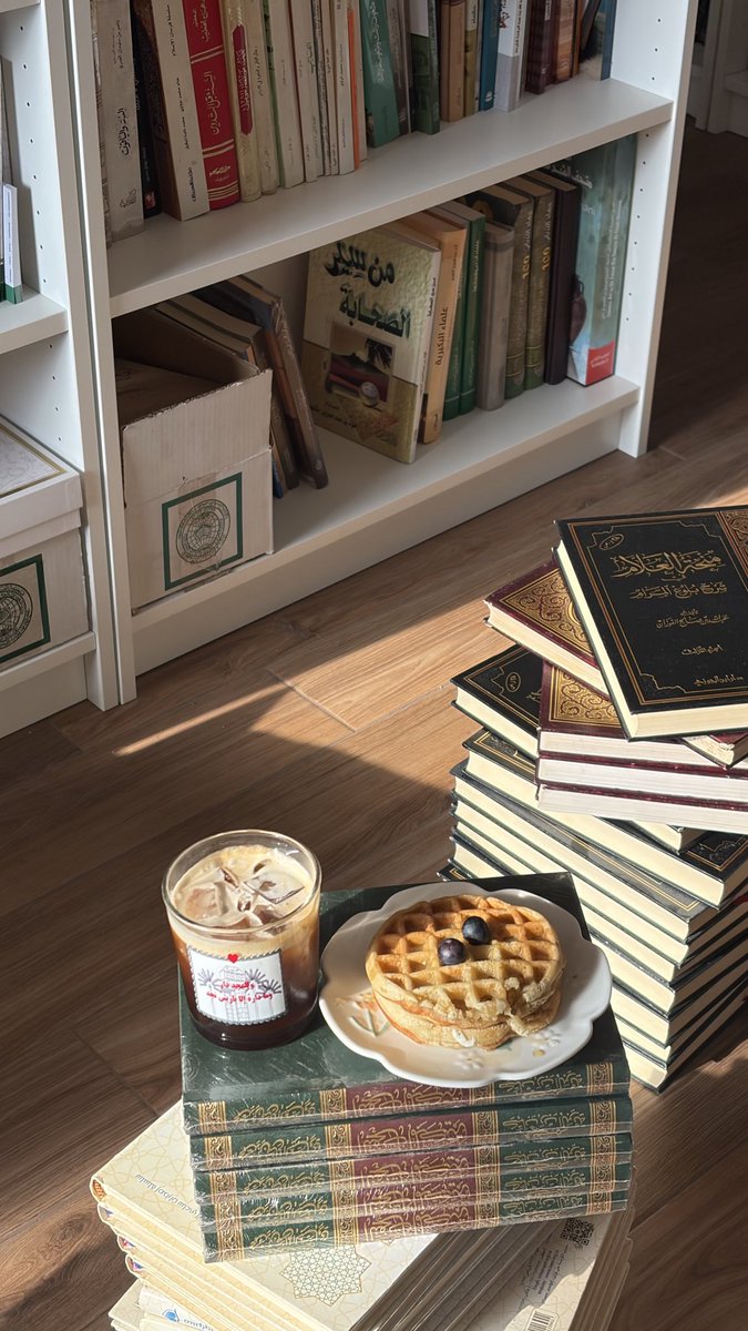 xxu6o's tweet photo. 📚🍓☀️🧇￼❣️🫧 https://t.co/KpqfFvQyR6