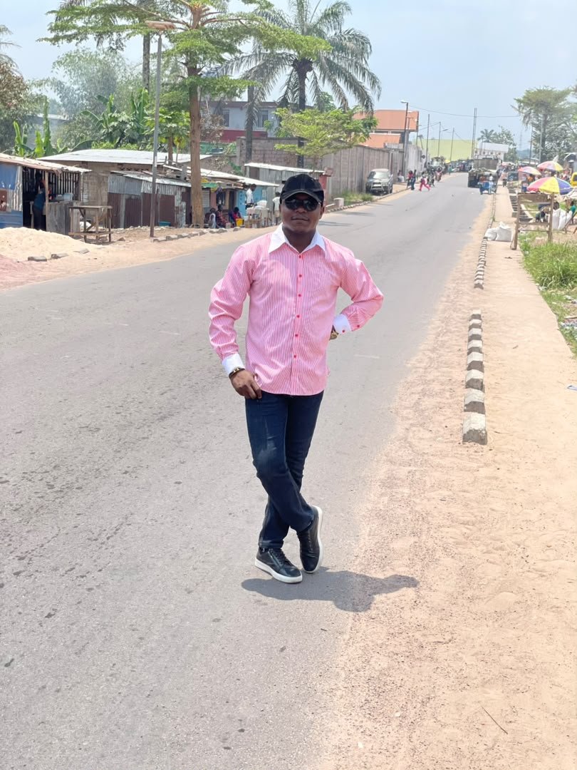 GTampaka11384's tweet photo. N'DJILI BRASSERIE
Kinshasa est en pleine expansion. La route asphaltée et le développement du quartier grâce aux différentes constructions.
Chapeau bas au Président de 'a République @fatshi13.

À l'issue de ces travaux, un orphelinat de la #FONDATION_TAMPAKA, une école et un centre de formation seront érigés ici.