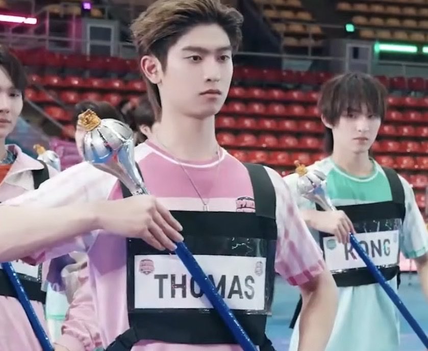 ilysomas's tweet photo. ห้ะ คฑากรสีเขียวแอบมองคฑากรสีชมพุ ????????????????? 👁️👁️

#DMDSportsDay2026BTSPart1
⋆⑅˚ #thomaskong , #โทมัสก้อง ❤︎⋆⑅˚ https://t.co/8xCnkhzFqE