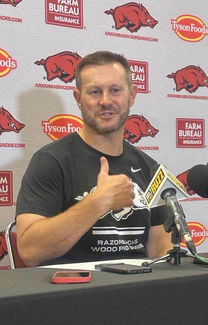 ar_outlaw's tweet photo. @RazorbackFB @ArkRazorbacks Who's fault is it that we're going 2-10 again? #FireHunterYurachek #FireRyanSilverfield https://t.co/fZjRiPVCUr