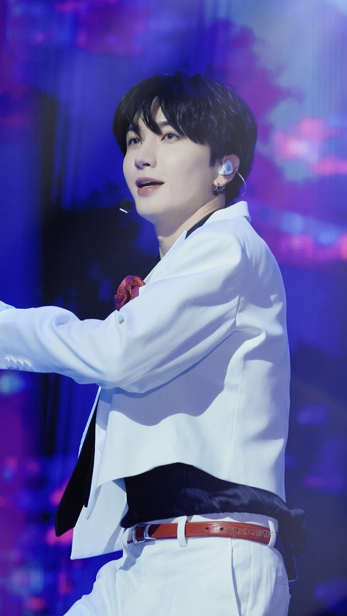 Ssspecial1004's tweet photo. 261003 [1983] 83z Fancon in Kaohsiung

한 폭의 그림 같은 풍경💗💗
@special1004
#leeteuk #이특 #박정수  
#heechul #希澈 #김희철
#83line #superjunior83z  
#superjunior #슈퍼주니어 https://t.co/kPFi9wXipr