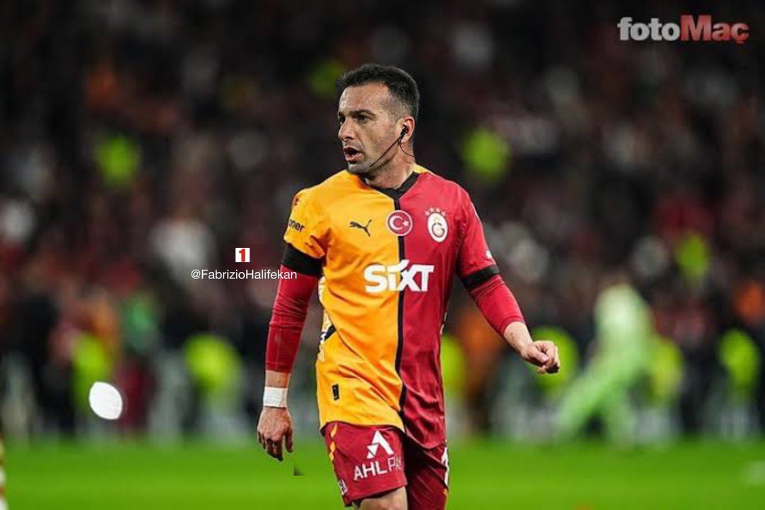 FenerSports_tr1's tweet photo. Asıl incelenmesi gereken 4 hakem var 

-Cihan Aydın

-Atilla Karaoğlan

-Zorbay Küçük

-Kadir Sağlam

Bu işi 1 hakeme yıkıp diğerlerini incelemeyi bırakırsanız, bu sadece sus payı olur. Bu dava samimiyse bu alçak şerefsizlerde incelenmeli. https://t.co/f5aP1k77C8