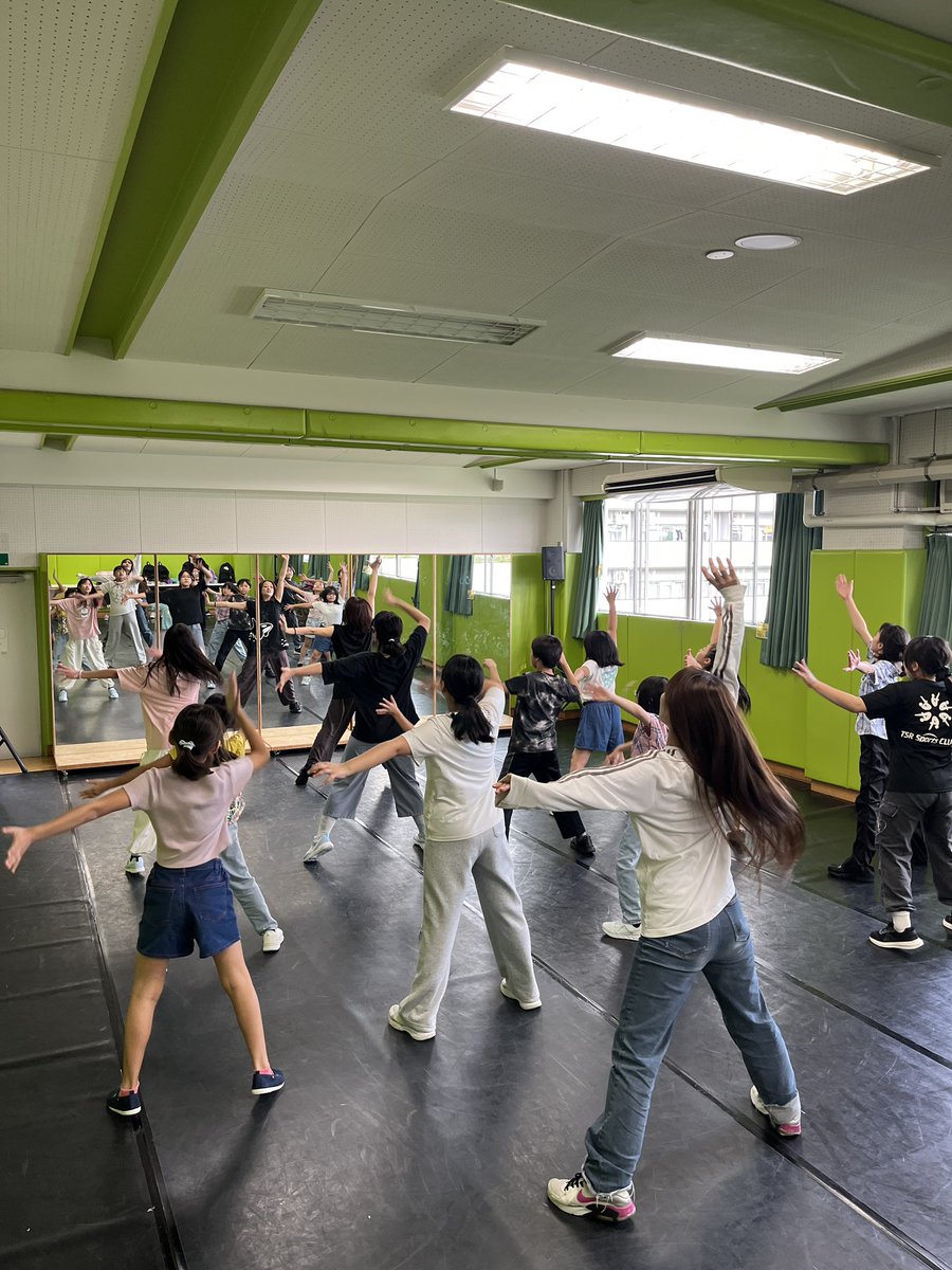 Palette0801's tweet photo. 【9月レポート】 小学生クラス、2学期スタート❗️／中高生クラス、第2期スタート‼️
https://t.co/8JKSOZzHlZ

#東京都北区 #演劇教育 #小学生 #中学生 #高校生 https://t.co/XRnZam2kJI