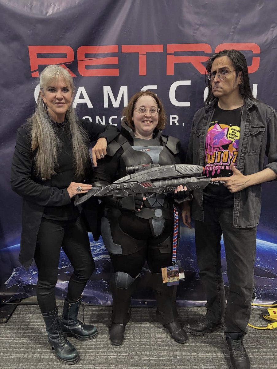 Mark_Meer's tweet photo. Mass Effect Monday: Thanks to all the @masseffect fans who came to @RetroGameCon! I’ve said it before and I’ll say it again: You’re my favourite fandom on the Citadel. 🙏 

#MassEffectMonday #MassEffect #MassEffectCosplay #RetroGameCon #RetroGameCon2026 https://t.co/7ENuBcp6Io