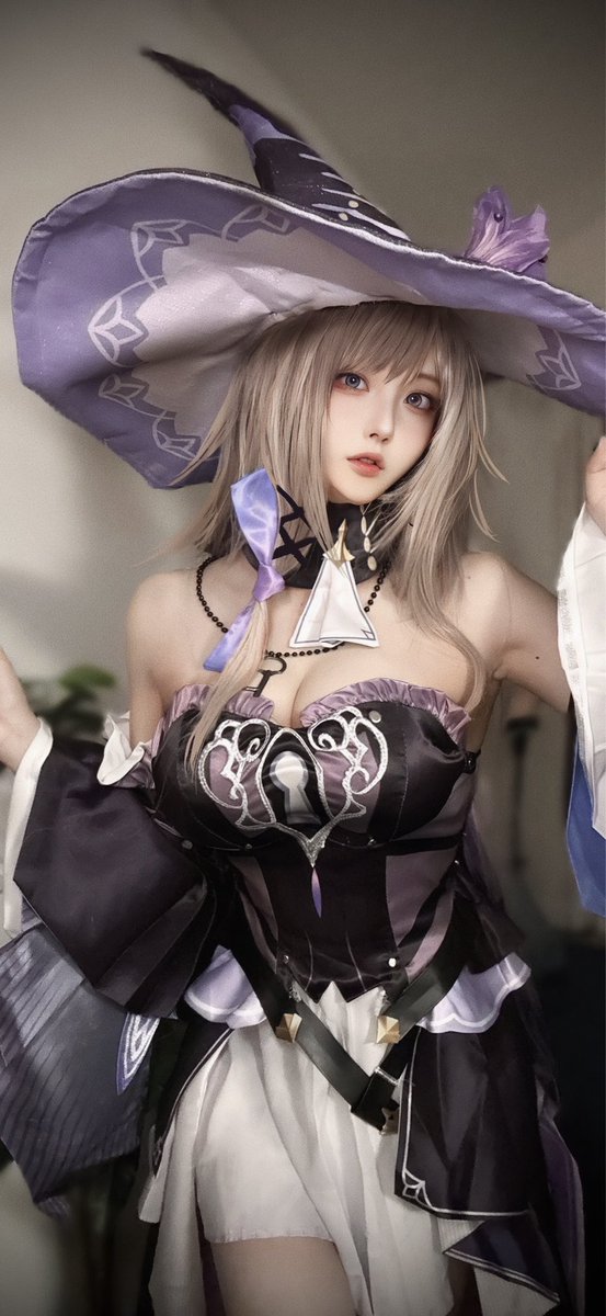 Chocolat_cos0's tweet photo. マダムヘルタ🗝️✨ https://t.co/tQTFPkhXL4