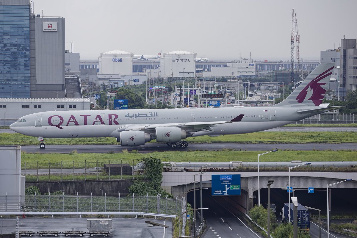 dechi_kooo's tweet photo. 2026/10/5   RJTT   A7-HHH
Qatar Amiri Flight
Airbus A340-541 https://t.co/Rsqhj1a3KB