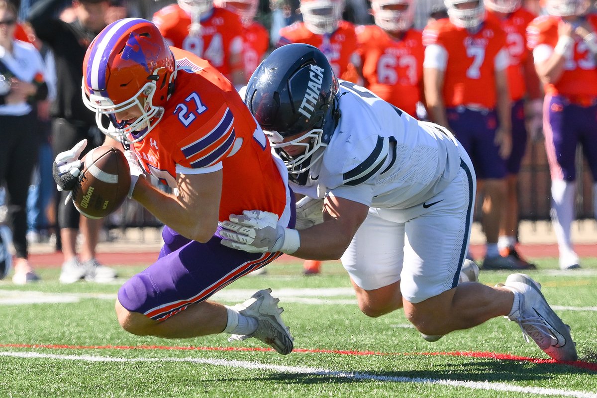 Firstteamphoto's tweet photo. My full gallery of images for @BomberSports from the @IthacaBomberFB at @HobartFootball game played on 10/3

📷: https://t.co/jbA6jvrZgP

#OneBeat | #GoBombers https://t.co/c6xVE8xqfo