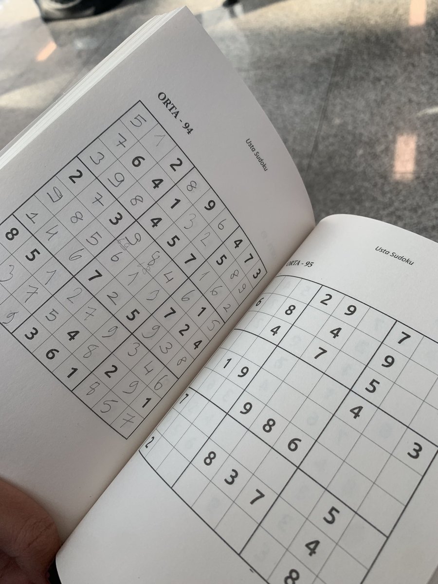 definasgaard's tweet photo. hastanede sıra beklerken ranayla sudoku çözdük https://t.co/AgiJxnRUDP