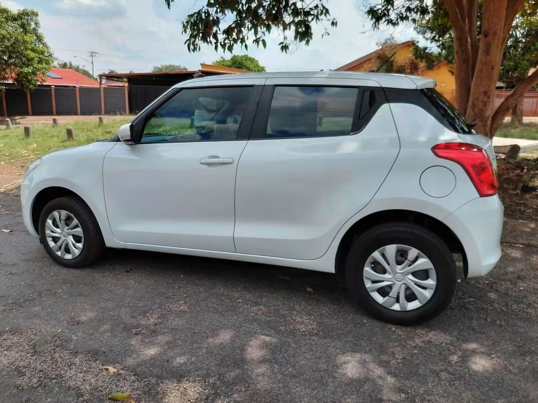 2lani47's tweet photo. 130 000
Suzuki Swift 2020 Model with 155 000KM with Full Service History 
📲0️⃣8️⃣1️⃣3️⃣4️⃣1️⃣7️⃣4️⃣1️⃣0️⃣ https://t.co/e0bGK4pukV