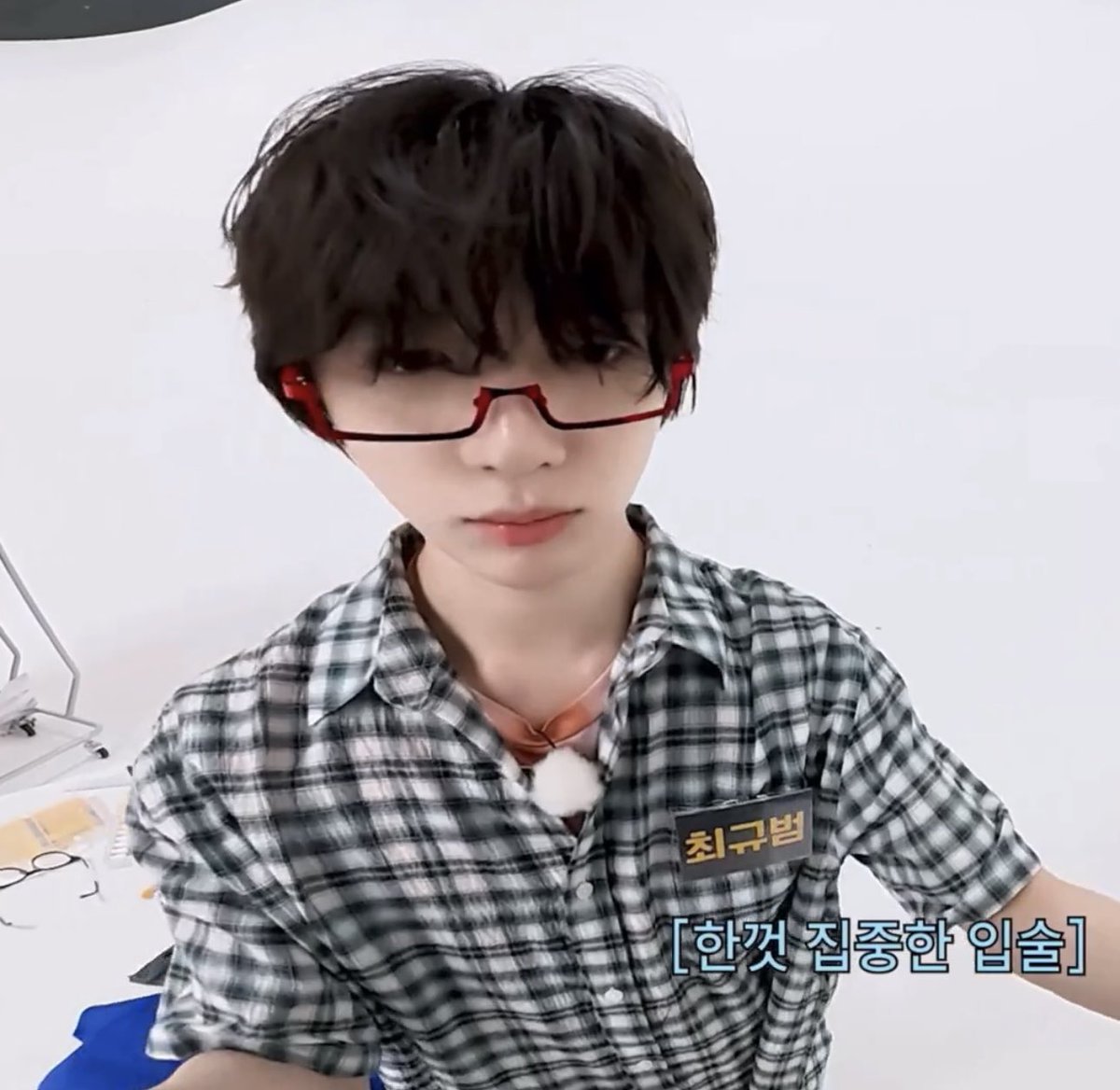 junniemowa's tweet photo. A CHOCO BALL 😭😭 https://t.co/gIEewxtilr