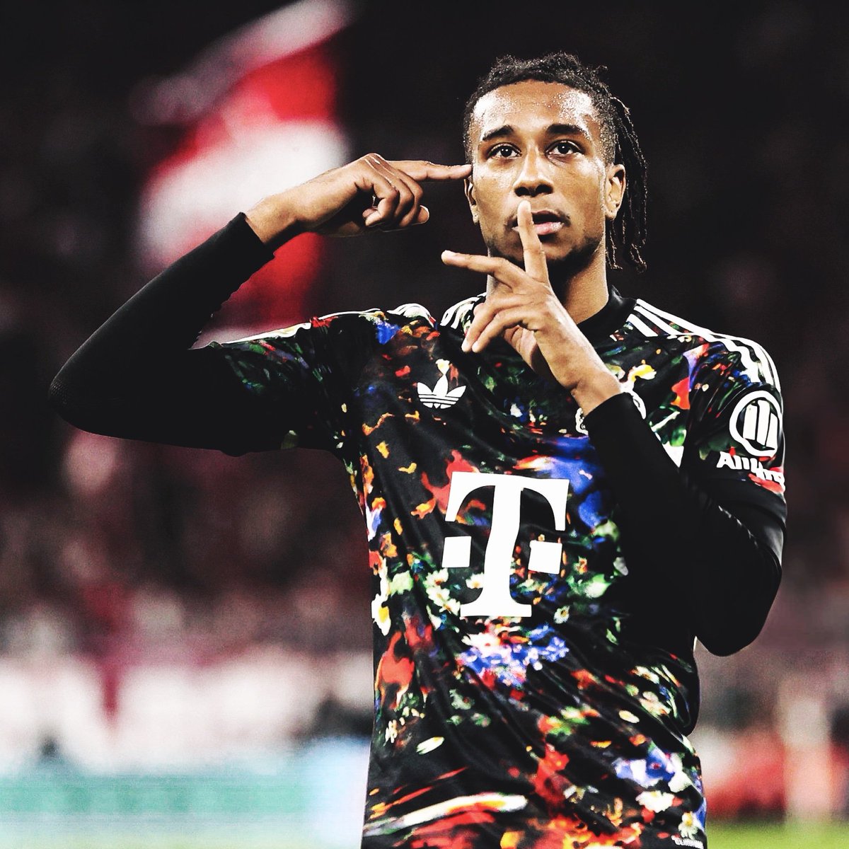 AdriRM33's tweet photo. 🚨 El Bayern está INQUIETO por la renovación de Michael Olise.

No están seguros de que quiera RENOVAR con ellos tras querer incluir una CLÁUSULA DE SALIDA.

El Bayern no quiere esperar a verano para cerrar la negociación, y el Real Madrid está A LA ESPERA. 

{ @cfbayern } https://t.co/YMaAmkslir