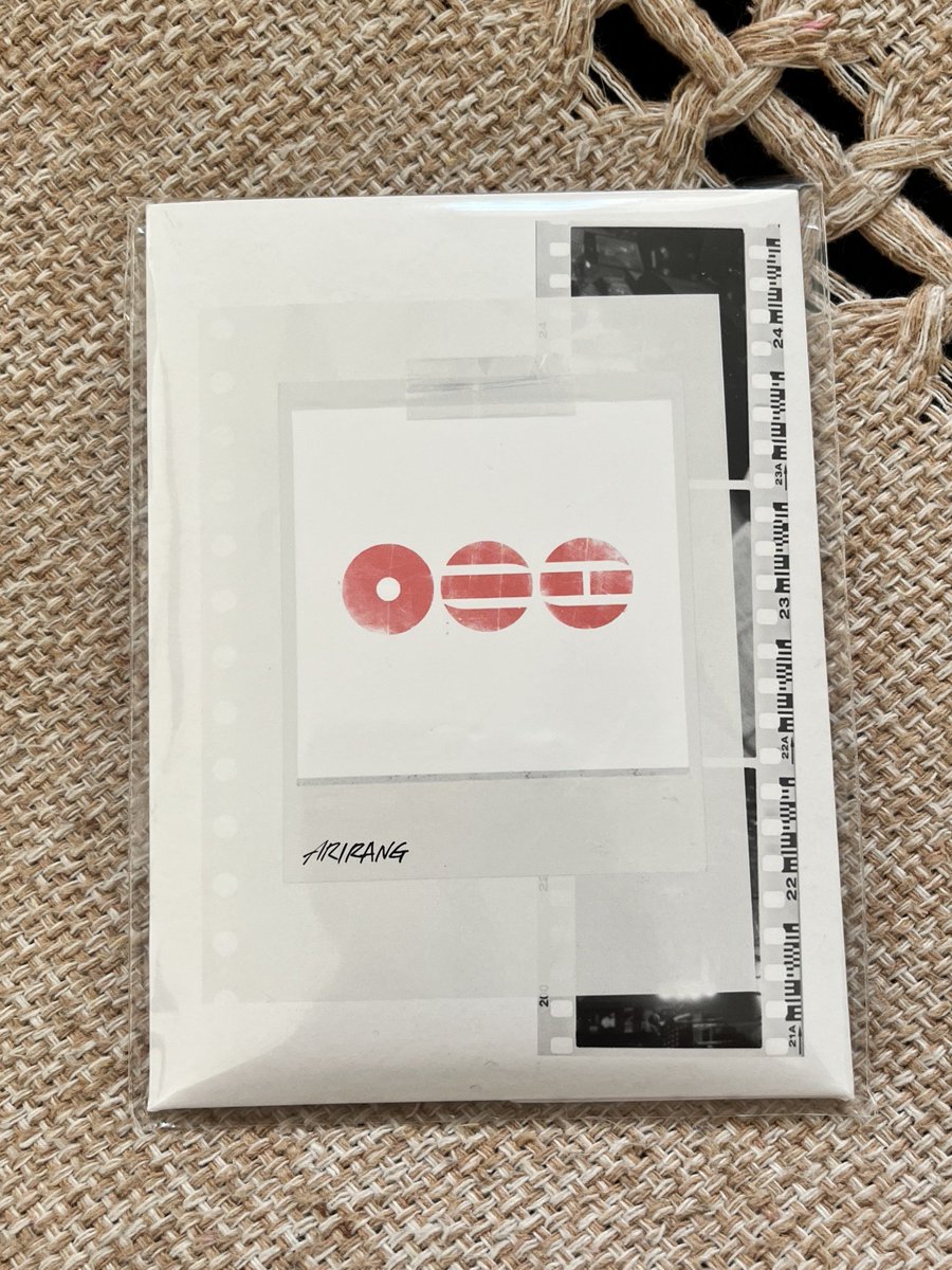 fforhobi's tweet photo. vendo/venda bts arirang weverse album

• completo, lacrado

R$80 + nacional

• aceito pagamento até 10/10 
• frete a calcular (sou de sp capital)
• tenho +200 feedbacks no fixado https://t.co/cjKrfOdryG