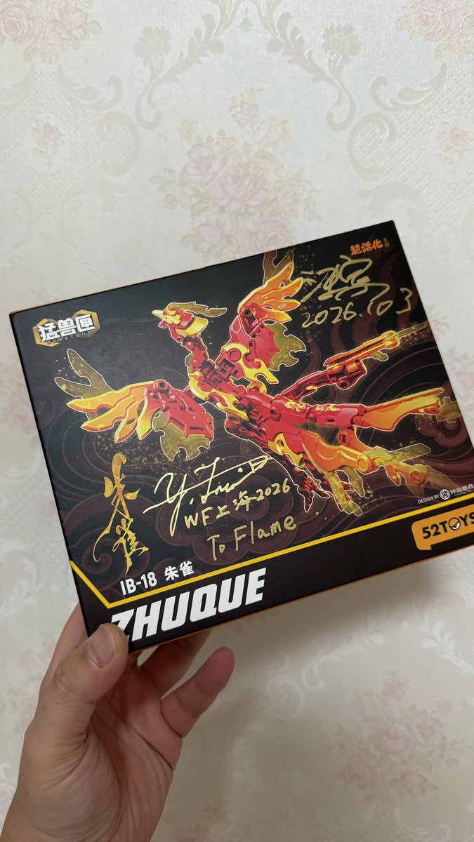 flameshshu's tweet photo. 感谢@hau9000 老师的To签,同时也非常喜欢老师的新作品,冰与火,双色凤凰!@saimofusaimo285 @Yukiknbk @INCHIKIBANCYO @hau9000 @naototsushima @s250_MKII @Kaimaker0083 @tfw2005 @didi40288770 @The_Primal_One
#LPH #Transformers #Decepticons #Soundwave https://t.co/CdoTmeHcN7