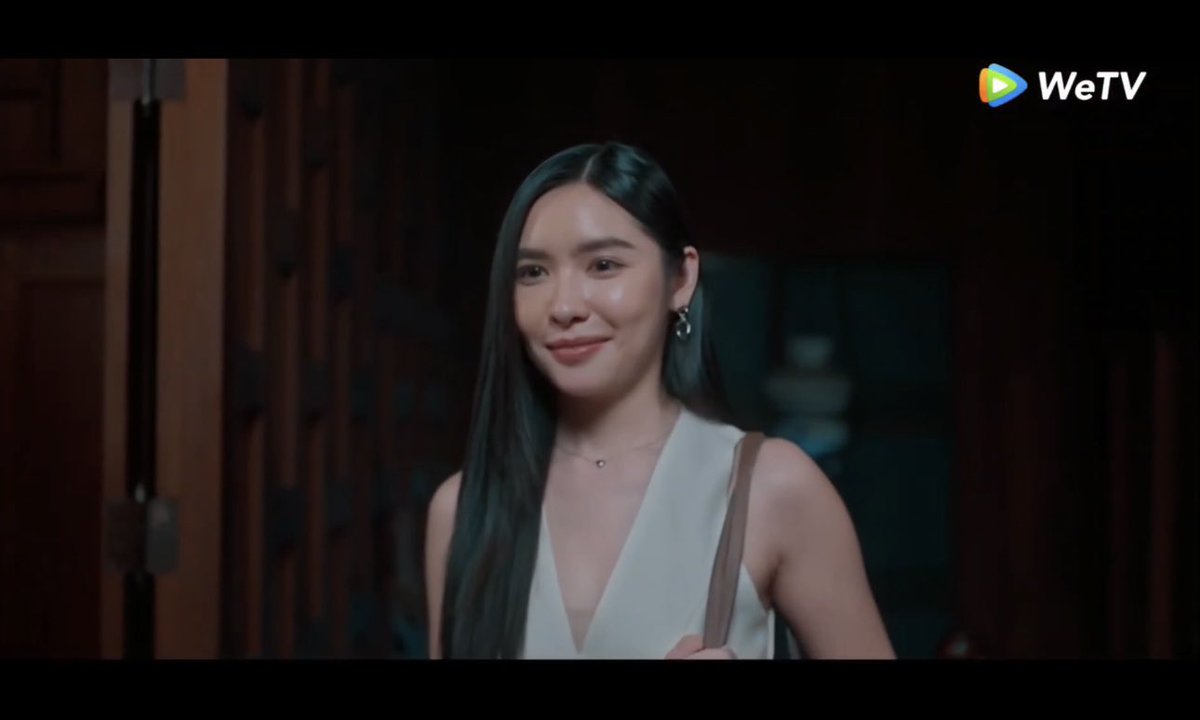 Lookkaeww_k's tweet photo. แฟนลูกโลกมาแล้วค้าบ Surprise! 🤩

KHOM KHLANG SPECIAL EP5
#ข่มขลังตอนที่5
#lookkaewkamollak https://t.co/GhEfufJ05M