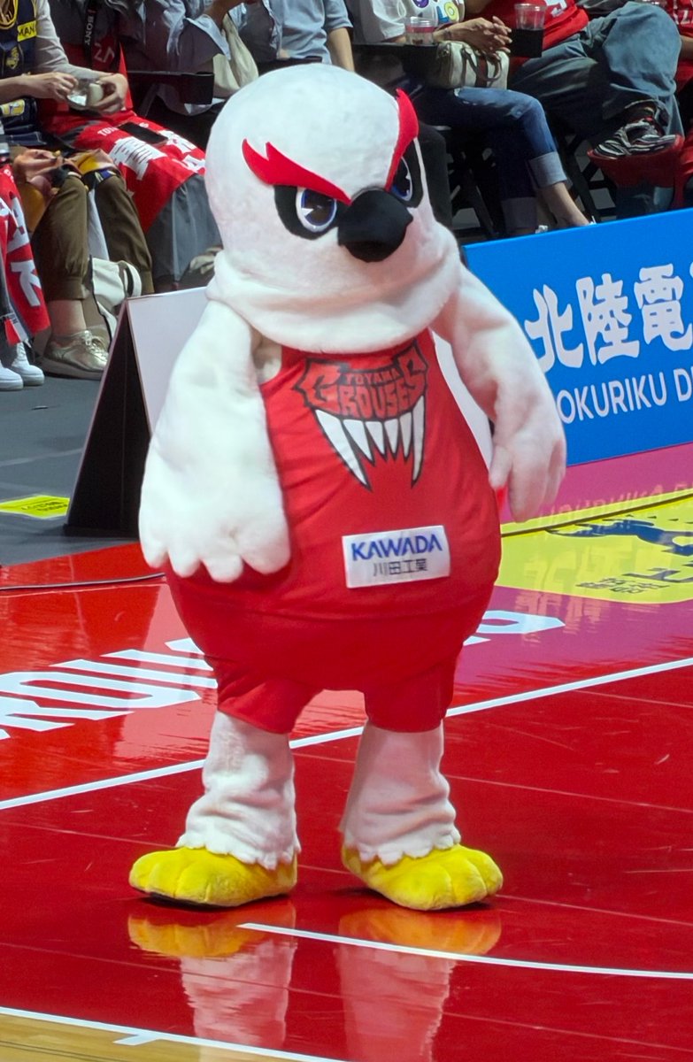 brex2506's tweet photo. 立山連峰出身のグラッキーさん🐔
プロフィールにあるチアと踊ってる時の写真が好きで密かに待受にしてたんだけど…現地で見れなくて残念であった🥹

https://t.co/e2YZhYFyWT https://t.co/HENOdJU0tQ
