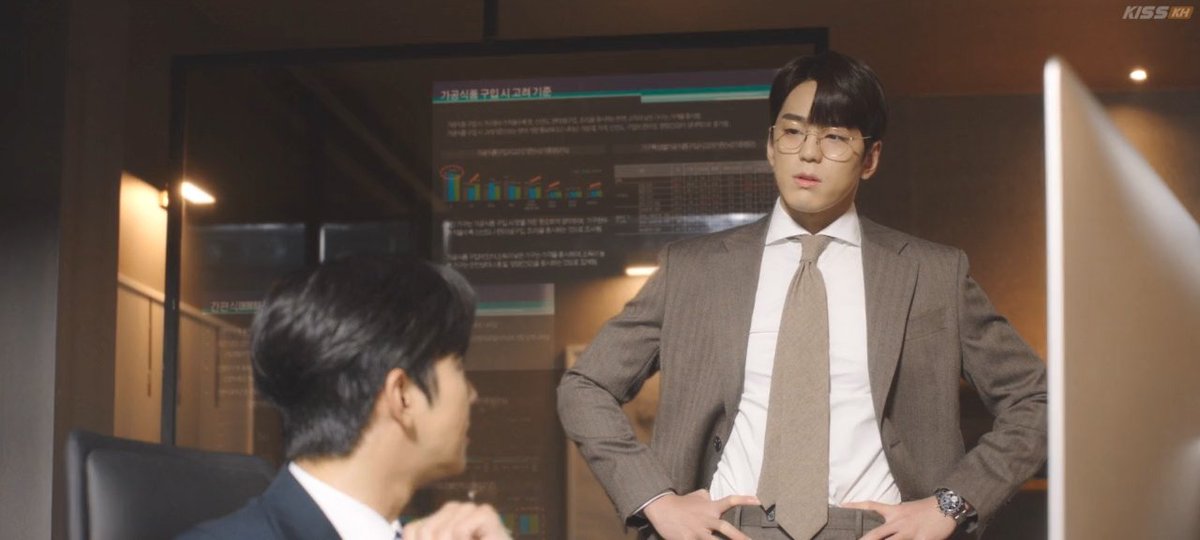 gwpusingbgtnjir's tweet photo. lg rewatch business proposal seru anjir lucu dah gw ketawa terus apalagi pas scene lari lari (gw cuman mau liat this fine ass shit #ngiler #mau) https://t.co/OeUuE5Kwqi