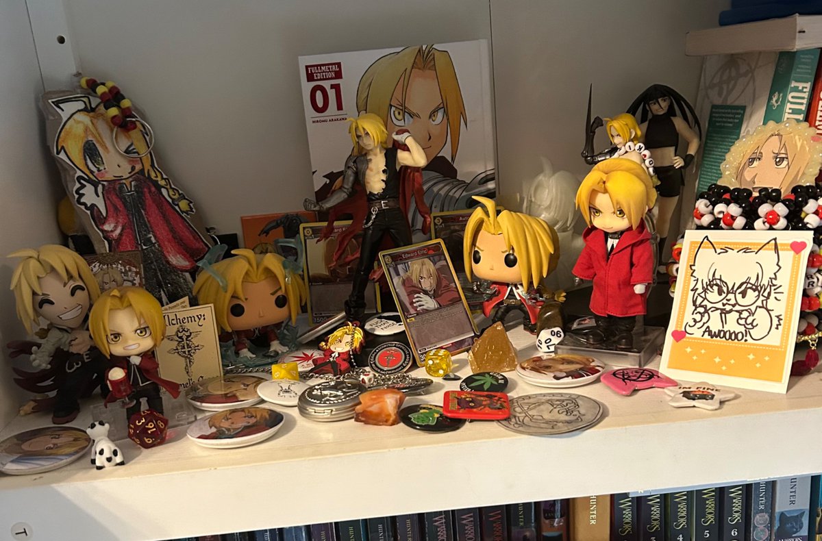 carcinoCatnip_'s tweet photo. :33 < updated ed shrine pic ^_^ https://t.co/mlvGIiH0YP