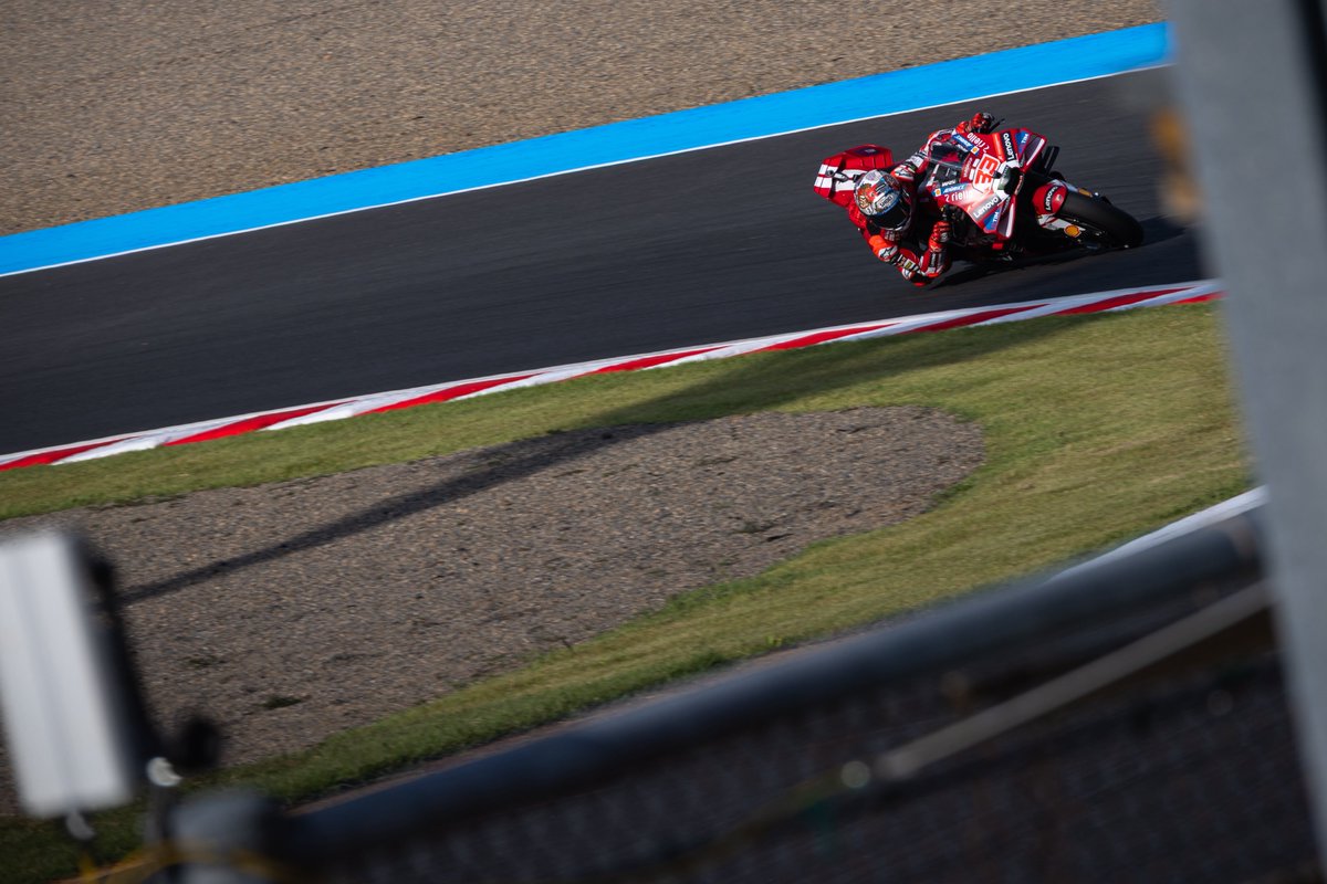 msphoto6723's tweet photo. #93 DUCATI Lenovo Team 
　Marc Marquez 🇪🇸

#motogp #motogp_jp #motegi https://t.co/6en0br3G5W
