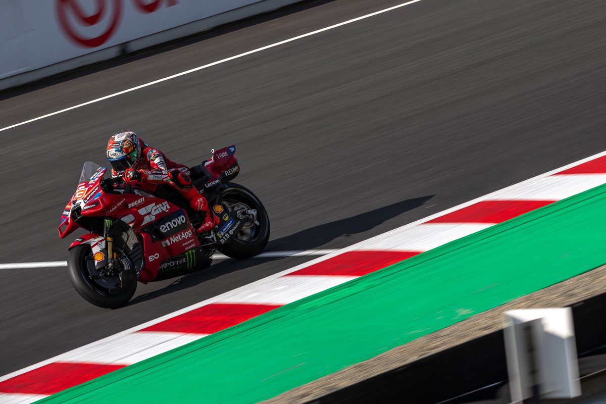 msphoto6723's tweet photo. #93 DUCATI Lenovo Team 
　Marc Marquez 🇪🇸

#motogp #motogp_jp #motegi https://t.co/6en0br3G5W