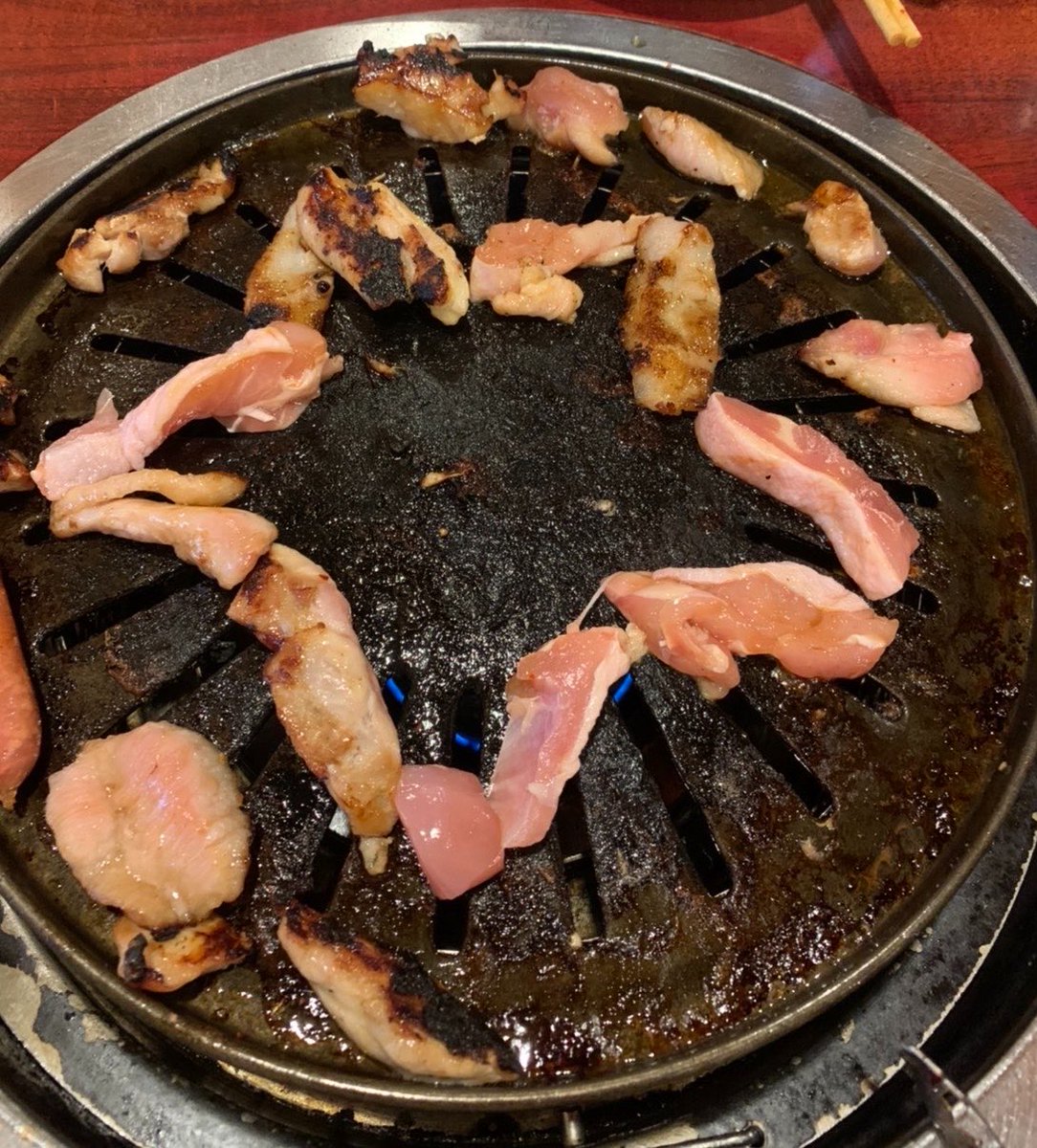 shiromi_unatha's tweet photo. 親焼肉の王子様の後友達と焼肉行ったから白石蔵ノ介さんの星の聖書焼きしたら友達から｢無駄が多すぎる💢｣と突っ込まれてかなり良かった

https://t.co/0WLsfTohIK https://t.co/opqooLHXLk