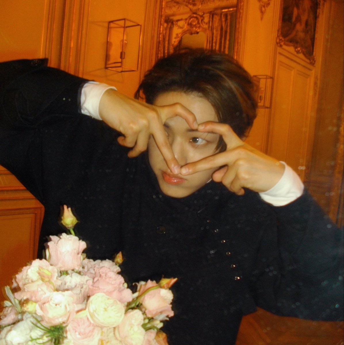 dothehoon's tweet photo. just how i love to call him as “love personified” 🥹 this is how he looks like https://t.co/1dhrB0jagJ