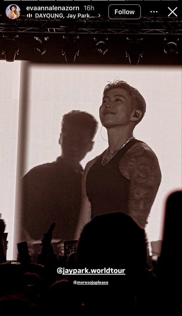 linlovesjay's tweet photo. That smile. 🥺🥺 https://t.co/NHajGsCfcG