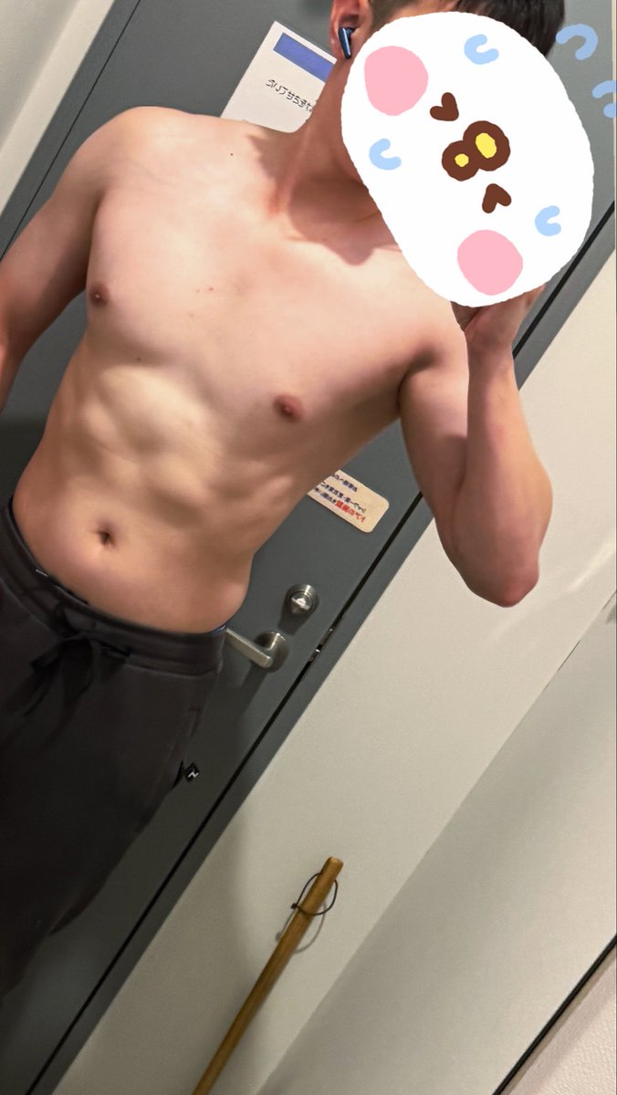 MOKA_KINTORE's tweet photo. 胸トレ‼︎

#筋トレ男子
#筋トレ好きと繋がりたい 
#筋トレ垢と繋がりたい
#筋トレ垢 https://t.co/s4nARM06mM