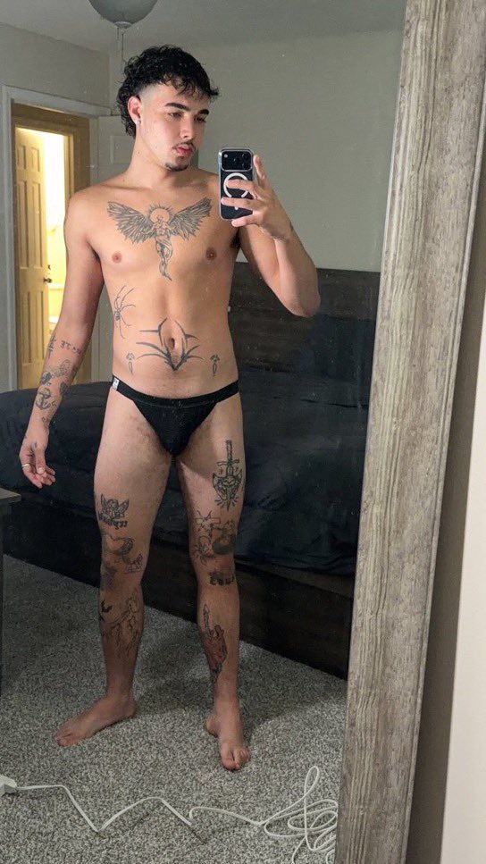 itseastonwilder's tweet photo. Front or back? 😏

Or both? Want more? Link in bio 

#mlm #gay #twittergay https://t.co/U8GU0rUAQN