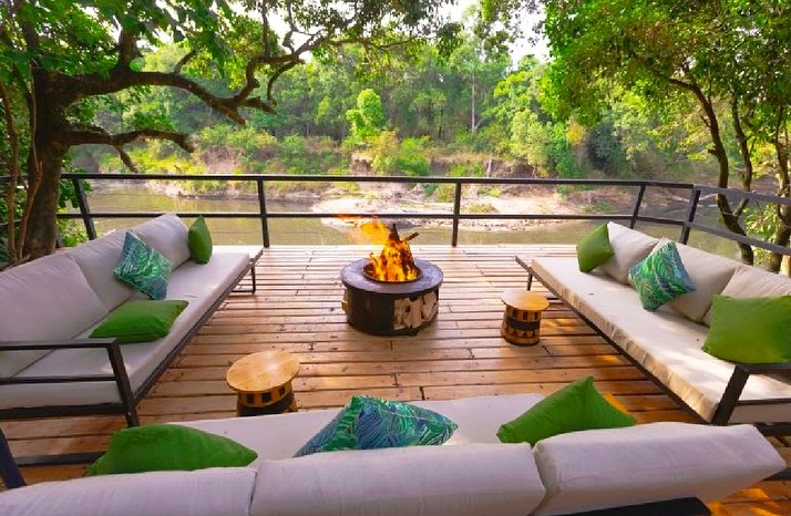 mikailibis's tweet photo. Discover luxury and tranquility at Serenity Mara Legends Camp on the Olare Orok River in Maasai Mara. Enjoy comfort, wilderness, wildlife encounters, and the soothing sounds of the river. Book your unforgettable safari escape today. https://t.co/0qCgrx4h5j