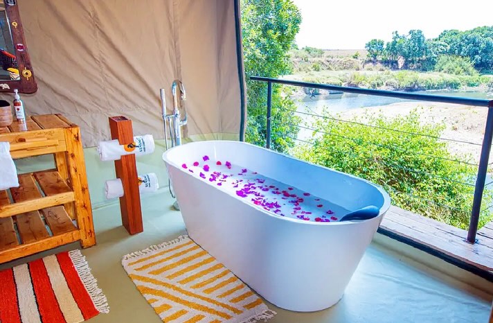 mikailibis's tweet photo. Discover luxury and tranquility at Serenity Mara Legends Camp on the Olare Orok River in Maasai Mara. Enjoy comfort, wilderness, wildlife encounters, and the soothing sounds of the river. Book your unforgettable safari escape today. https://t.co/0qCgrx4h5j