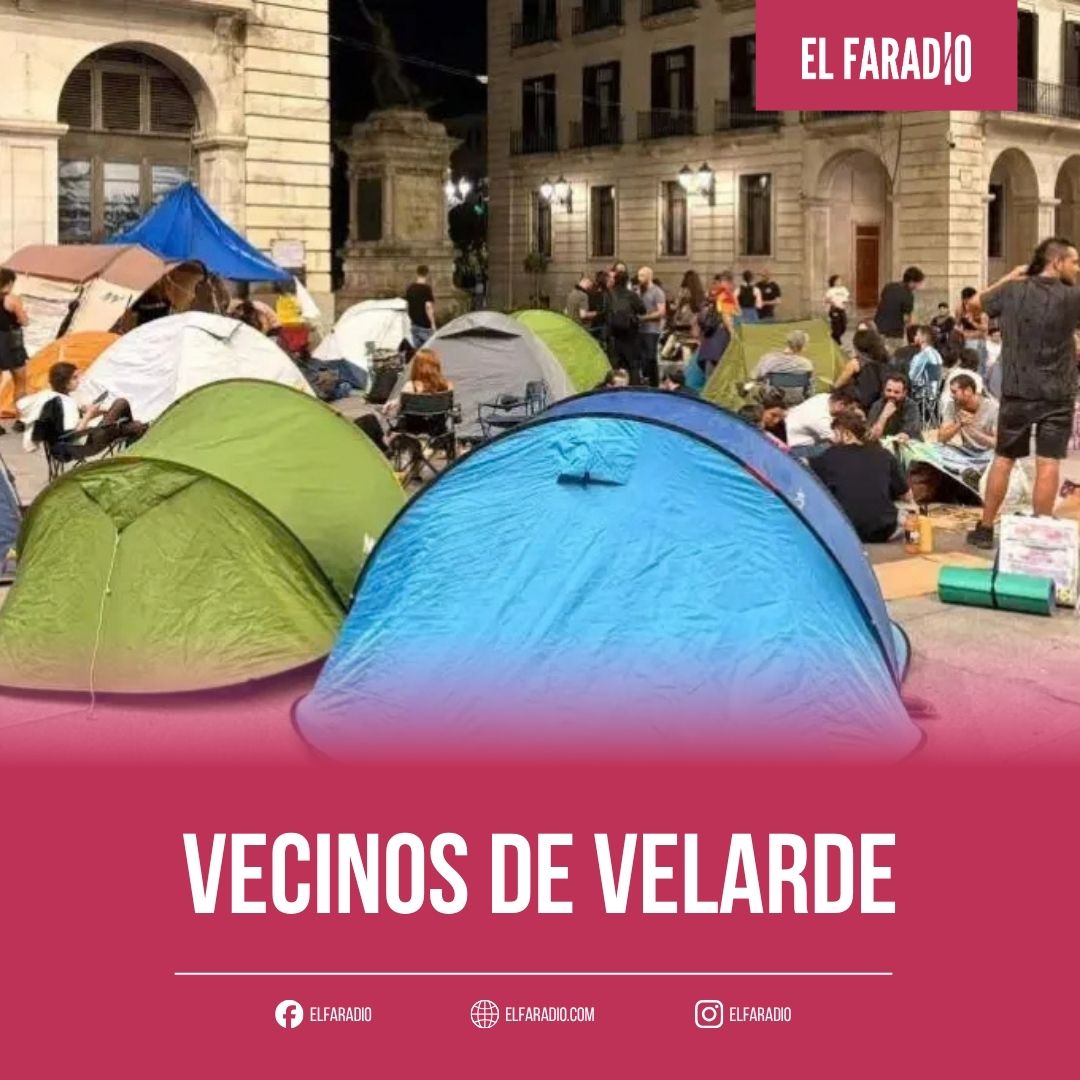 elfaradio's tweet photo. Vecinos de Velarde. Por @granmeaulnes
https://t.co/fbSTHI2lsW
#Vivienda #AcampadaPorticada #PedroVelarde #Comunidad #Tribuna https://t.co/BPExERvE60