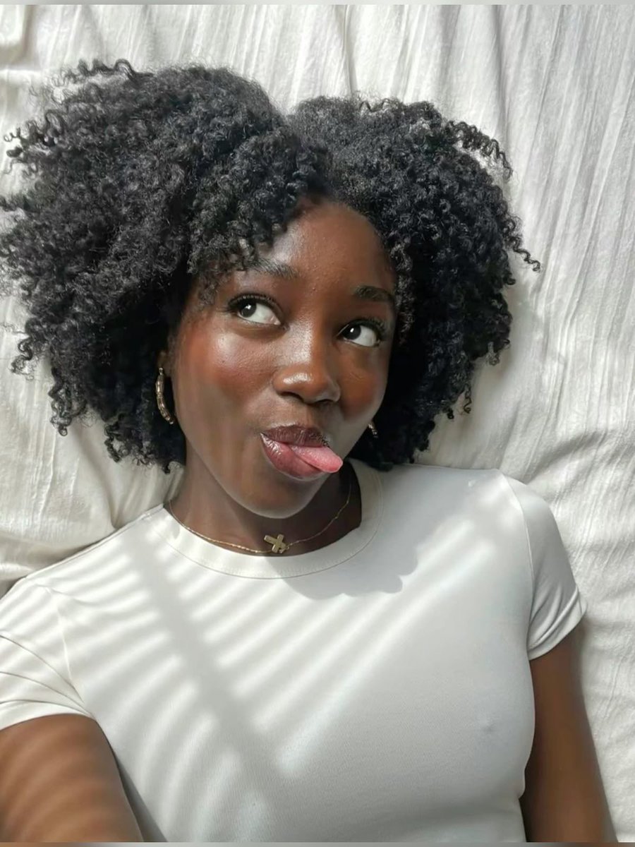 buniebbi's tweet photo. Guys guess who has the white parent
Difficulty mode: Easy https://t.co/GQKdk818tP