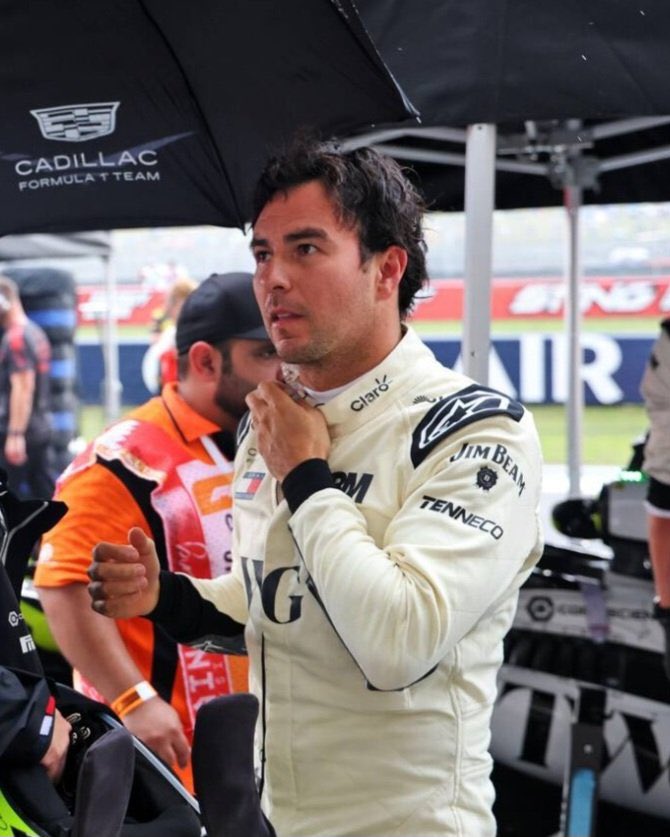 alenaamvp's tweet photo. Checo y su capacidad de verse cada día más guapo y hot🥵 https://t.co/FUIGzycyqt