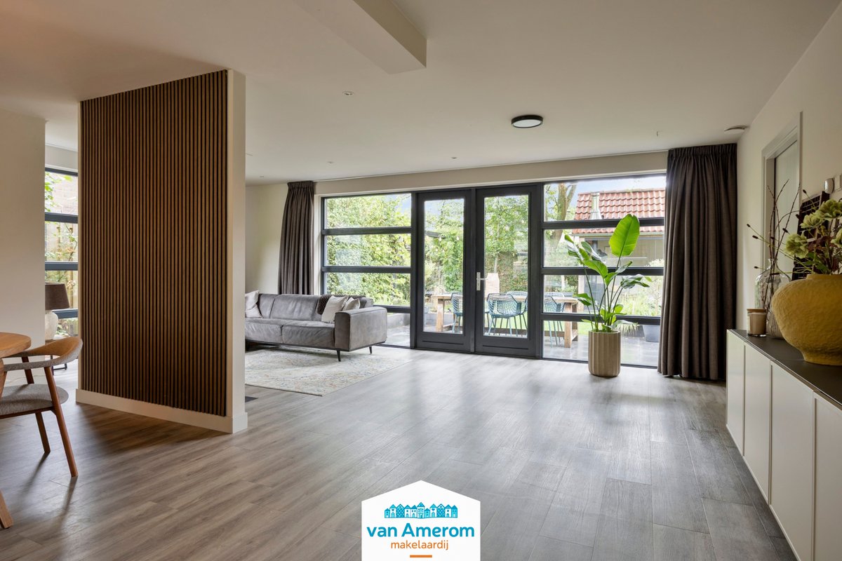 vanameromcom's tweet photo. Binnenkort online bij Van Amerom Makelaardij! 🏡

Wil je op de hoogte blijven? Houd https://t.co/jIIeUXWmzh en onze sociale media in de gaten voor meer informatie en ons nieuwste aanbod.

📩 info@vanamerom.com
📞 038 4214604 https://t.co/aNWbWftjve