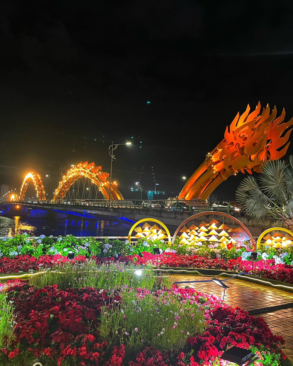 nousoesta's tweet photo. Da Nang, Vietnam https://t.co/cGLh3V9nvb