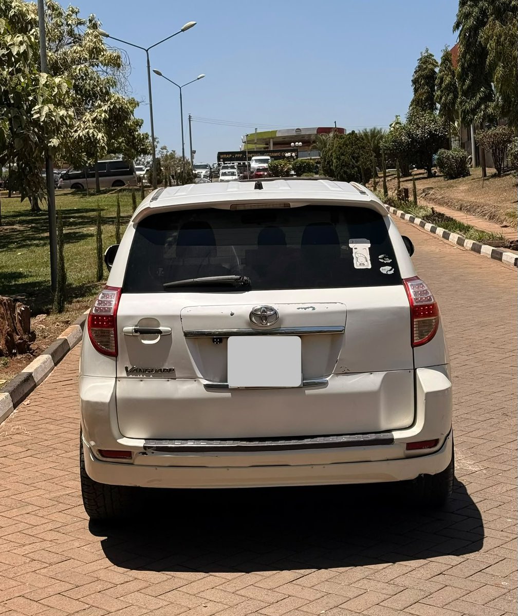 JaMtoka's tweet photo. - 2010 Toyota Vanguard 🇯🇵 (ACA33W)
- KSh1.28 Million
- Fuel Tank: 60L
- 9-11km/litre
- Location: Nairobi 🇰🇪
- +254733665551 — WhatsApp

- 2.4-litre 4-Cyl NA Petrol (2AZ-FE)
- 170hp @ 6000 rpm
- 224Nm @ 4000 rpm
- Super CVT-i
- 4WD

- Brake Assist
- Downhill Assist Control
- EBD
- Halogen Headlights
- Reverse Camera
- Traction Control
- 2 Airbags

- Alloy Rims
- Fog Lights
- Faux Leather Seats
- Push-to-Start
- Sunroof
- Wing Mirror Blinkers