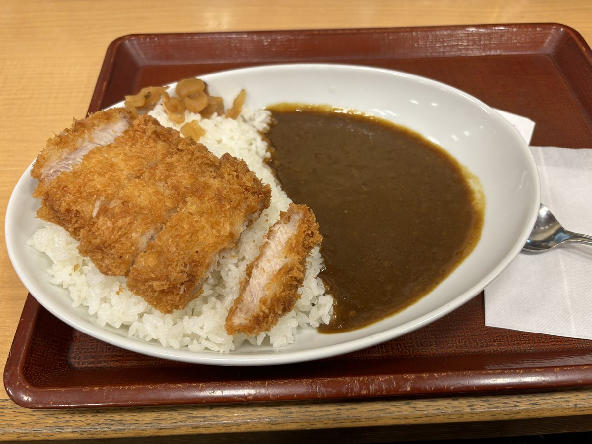 Scorch0216's tweet photo. カツカレー😋 https://t.co/OHI8sO3fip
