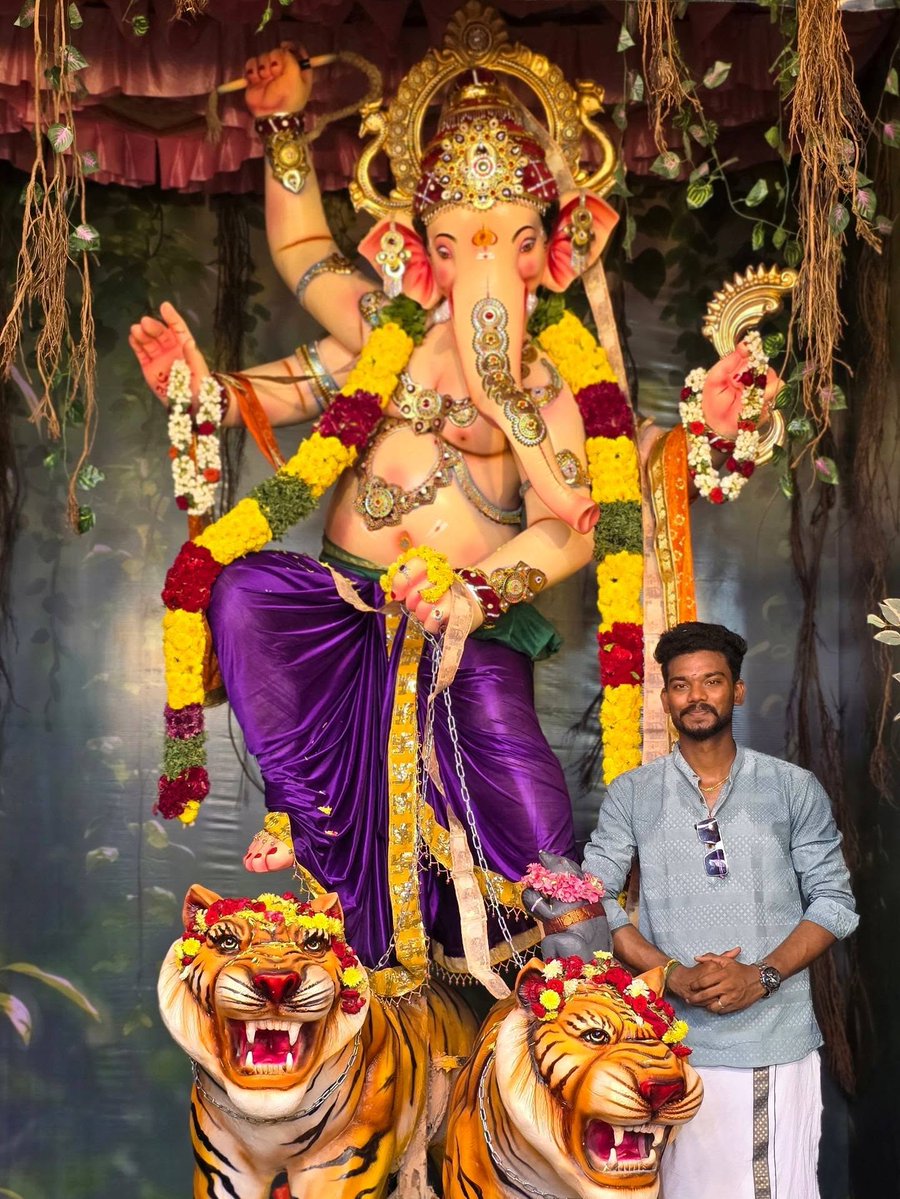 AstridBeteta's tweet photo. With Ganpati Bappa’s blessings, nothing can stand in your way this year. https://t.co/nK067ODP0A
