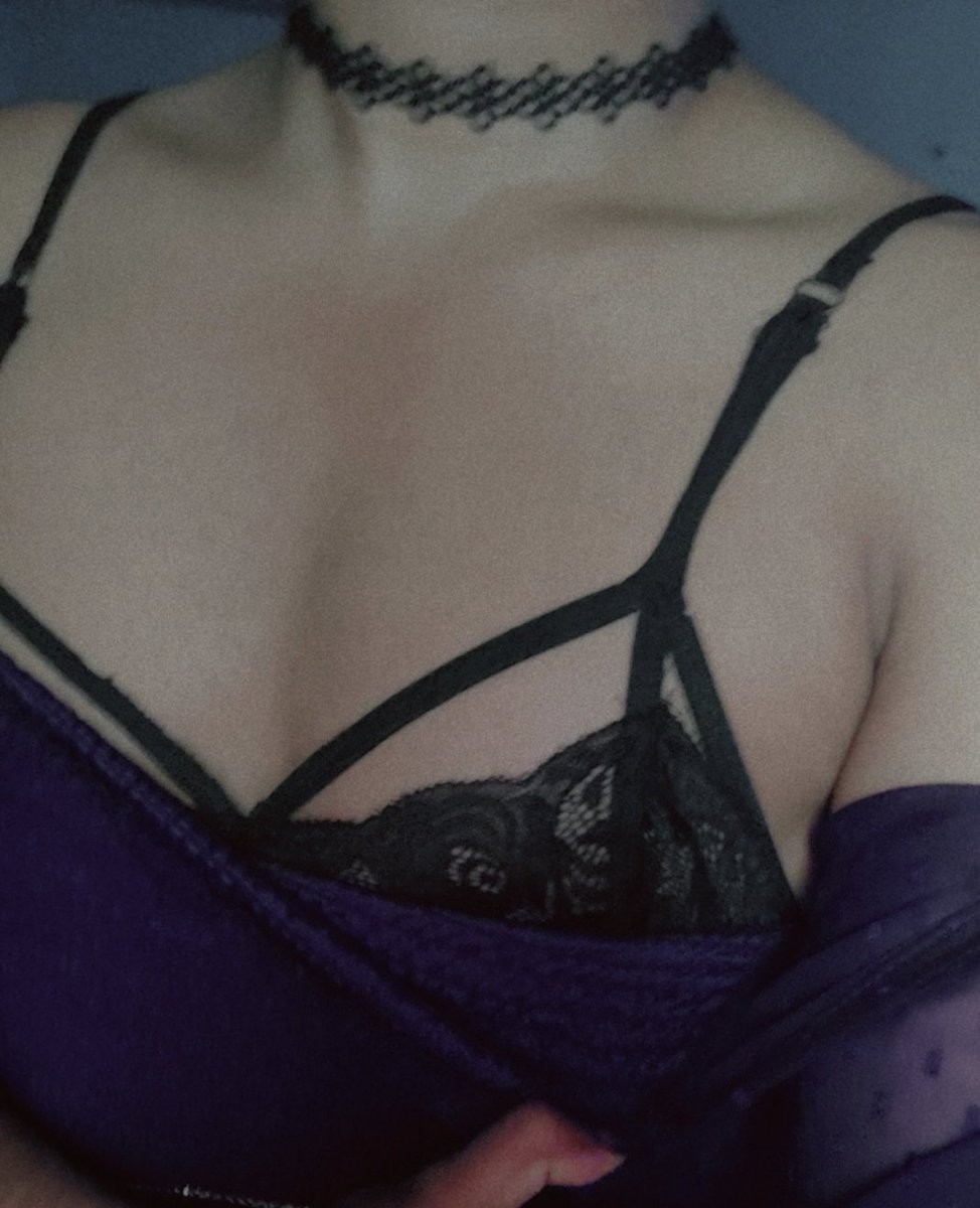 teagon_croft's tweet photo. Do i look cute in this deess

#mallu #femboy #sissy https://t.co/rNWtO2OVN3
