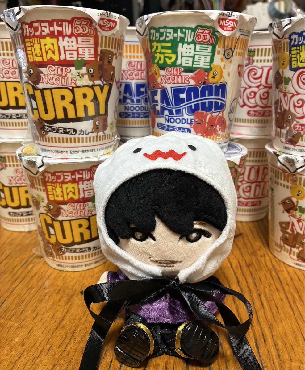 sorapiyosorapi1's tweet photo. 祭りには参加したいタイプのオタクなので
夕飯食べてからわざわざ車でドラッグストア行ってきました(^-^)
キャンペーン対応じゃない商品もあると聞いてたからちゃんと見て買ってきたよ！
 #カプポ https://t.co/aC4Nh4uUHa