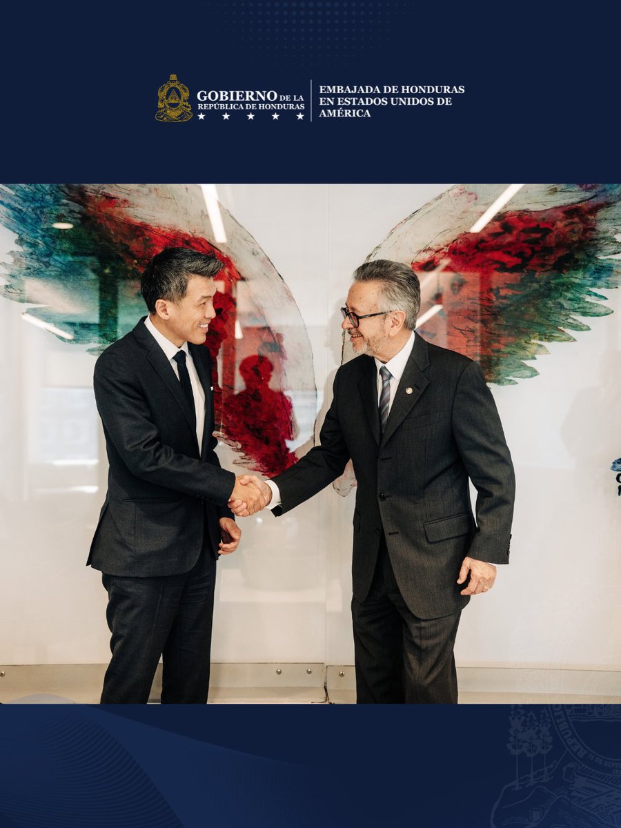HondurasEmbUSA's tweet photo. Encuentro con el World Trade Center de Los Ángeles para abordar oportunidades de inversión en Honduras 🇭🇳🤝🇺🇸 https://t.co/F6BNYOOASa