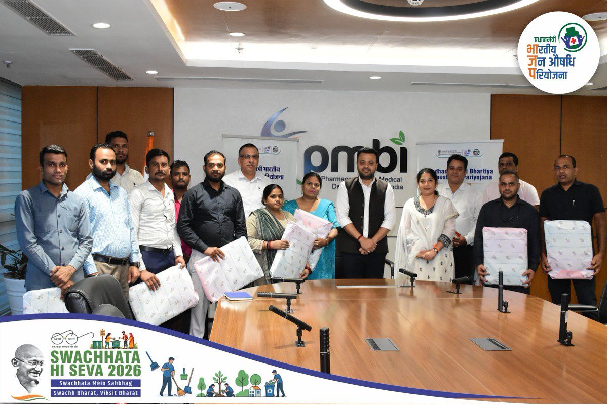 pmbjppmbi's tweet photo. Behind every clean and hygienic space is the quiet dedication of our Safai Mitras. 

As part of Swachhata Hi Seva 2026, Dr. Santanu Agrahari (IAS), CEO, PMBI along with Ms. N. J. Sujatha, Deputy CEO, PMBI and Shri Ajay Chaudhary, Deputy CEO, PMBI honoured Safai Mitras and sanitation workers for their invaluable contribution towards maintaining clean and hygienic surroundings. The initiative recognises their dedication and reinforces the importance of respecting those who work every day to keep our communities clean. 

#PMBJP #SwachhataHiSeva2026 #Swachhata #JanAushadhi #SHS2026 #SwachhataMeinSahbhag #SwachhBharat #ViksitBharat
